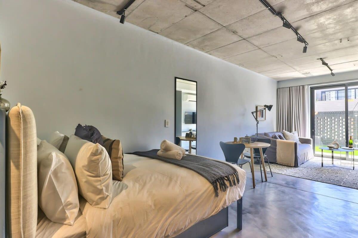 Appartement Secure, Central, Worker Bee's Luxury Pad With Pool Le Cap