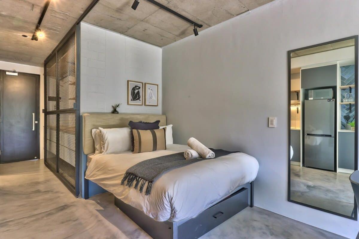 Appartement Secure, Central, Worker Bee's Luxury Pad With Pool Le Cap